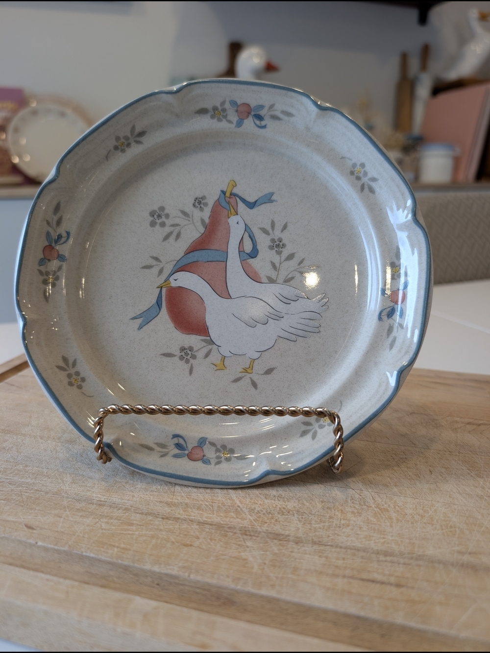International Tableworks “Marmalade” Stoneware Bread Plate – Made in Japan